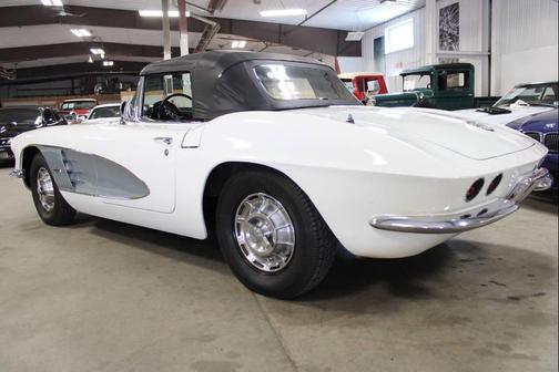 1961 Chevrolet Corvette Base