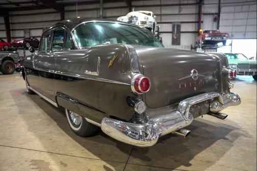 1955 Pontiac Chieftain 