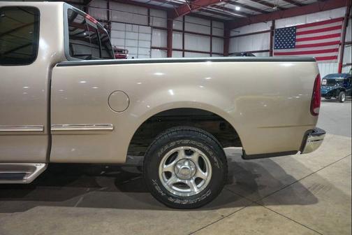 Tan 1997 Ford F-150 XLT SuperCab