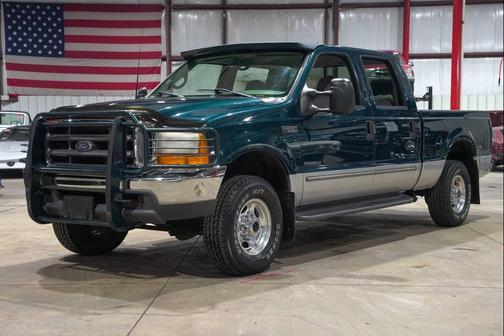 1999 Ford F-250 XLT Crew Cab