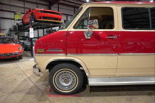 1984 Chevrolet Van G20 Beauville 3dr Extended Passenger Van