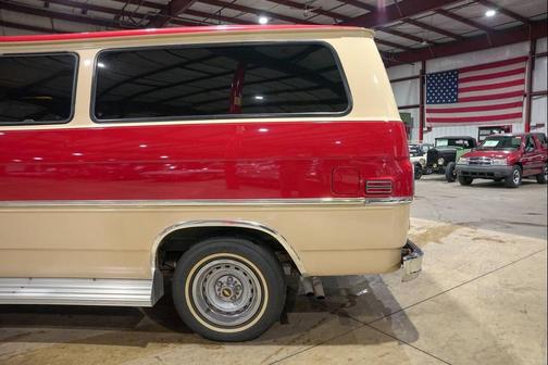 1984 Chevrolet Van G20 Beauville 3dr Extended Passenger Van