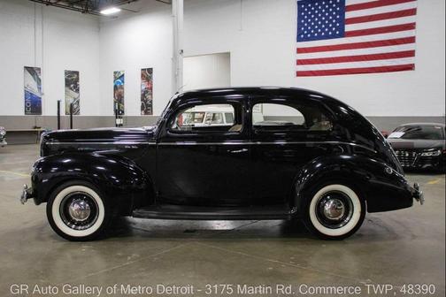 1940 Ford Deluxe Base