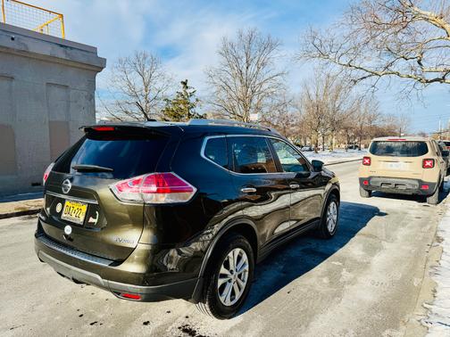 2015 Nissan Rogue SV