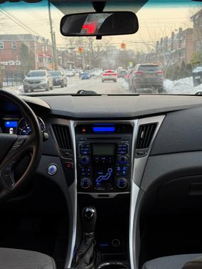 2011 Hyundai SONATA Hybrid Base