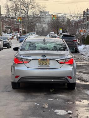 2011 Hyundai SONATA Hybrid Base