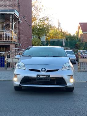 2012 Toyota Prius Two