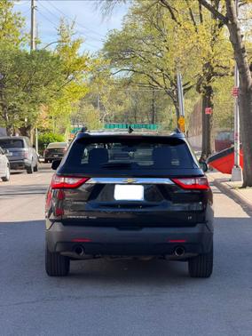 Black 2019 Chevrolet Traverse LT Cloth