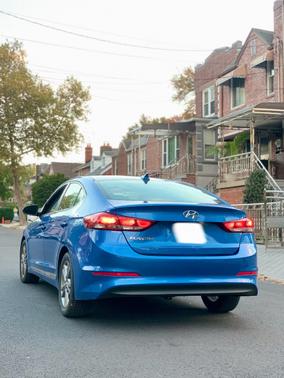 2017 Hyundai ELANTRA Value Edition