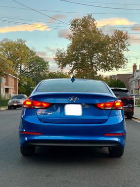 2017 Hyundai ELANTRA Value Edition
