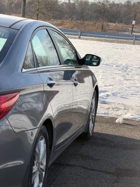 2012 Hyundai SONATA Limited