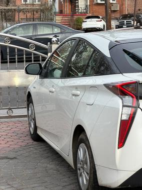 2017 Toyota Prius Two