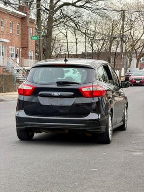 2013 Ford C-Max Hybrid SE