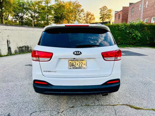 2018 Kia Sorento LX