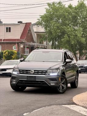 Silver 2019 Volkswagen Tiguan 2.0T SEL