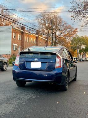 2013 Toyota Prius Two