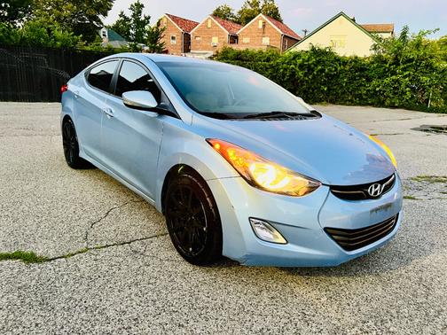 2012 Hyundai ELANTRA Limited