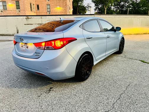 2012 Hyundai ELANTRA Limited