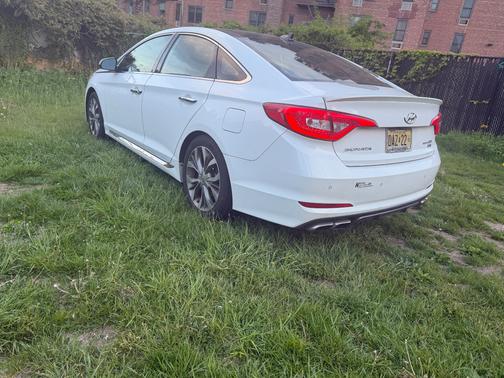 White color 2015 Hyundai SONATA Limited 2.0T