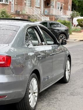 Silver 2015 Volkswagen Jetta 1.8T Sport