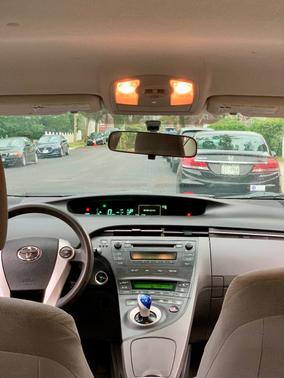 2010 Toyota Prius I