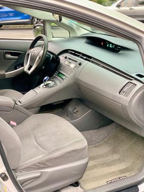 2010 Toyota Prius I