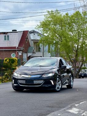 Black 2017 Chevrolet Volt LT