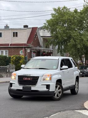 White 2017 GMC Terrain SLE-1