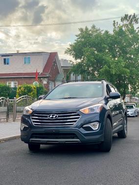 2016 Hyundai SANTA FE SE