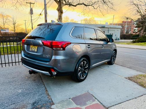 2018 Mitsubishi Outlander PHEV GT