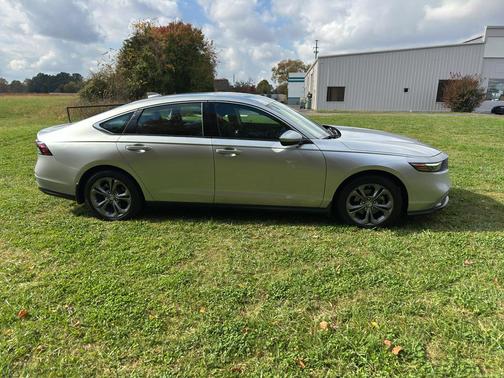 2024 Honda Accord EX 1.5T