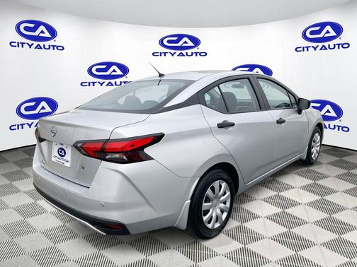 Brilliant Silver Metallic 2025 Nissan Versa 1.6 S