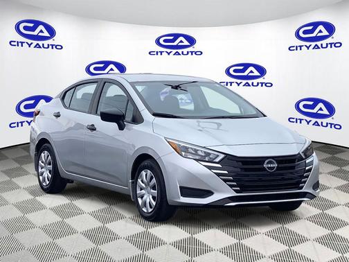 Brilliant Silver Metallic 2025 Nissan Versa 1.6 S