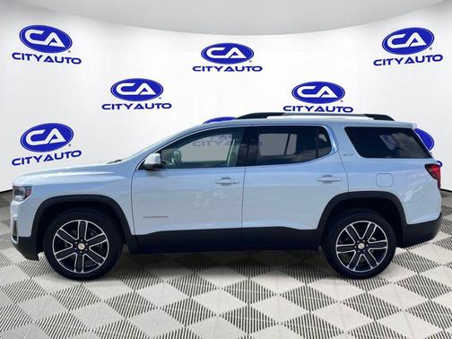 White Frost Tricoat 2023 GMC Acadia AWD SLT