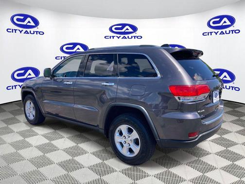 Granite Crystal Metallic Clearcoat 2017 Jeep Grand Cherokee Limited