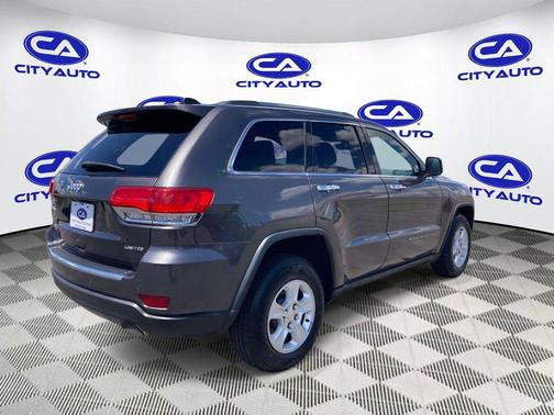 Granite Crystal Metallic Clearcoat 2017 Jeep Grand Cherokee Limited