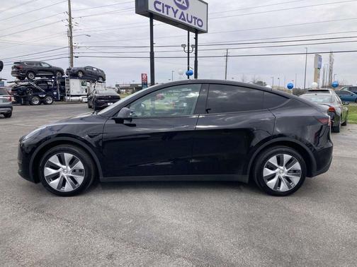 Solid Black 2023 Tesla Model Y Long Range Dual Motor All-Wheel Drive