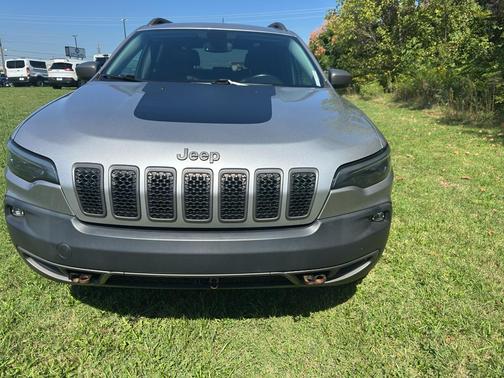 2020 Jeep Cherokee Trailhawk