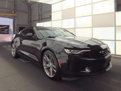 Mosaic Black Metallic 2019 Chevrolet Camaro 1LT