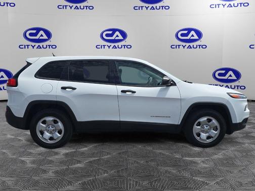 2017 Jeep Cherokee Sport