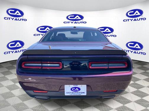 Hellraisin 2021 Dodge Challenger SXT