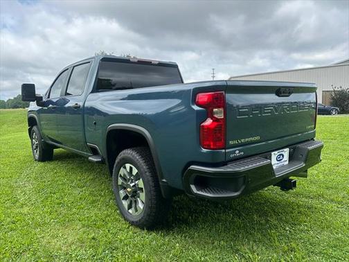 2025 Chevrolet Silverado 2500 Custom