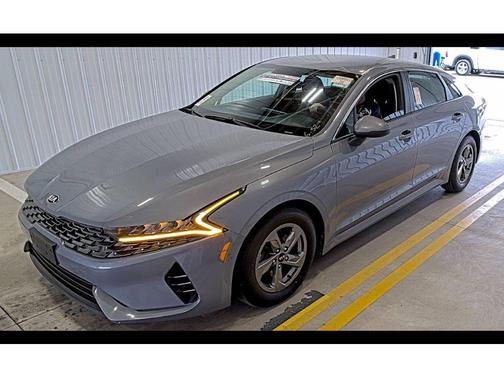 Everlasting Silver 2021 Kia K5 LXS