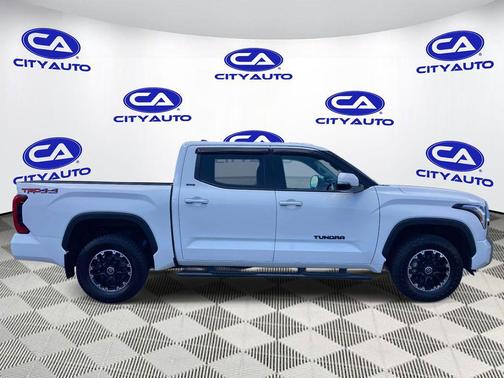 White 2022 Toyota Tundra SR5