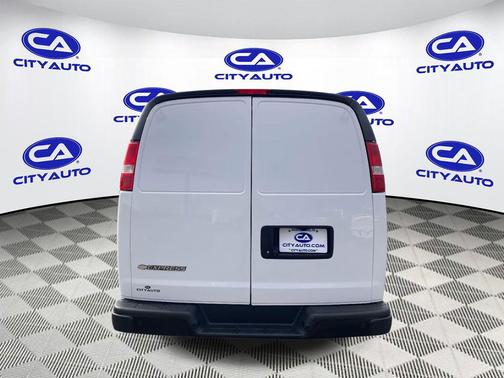 2021 Chevrolet Express 2500 RWD 2500 Regular Wheelbase WT