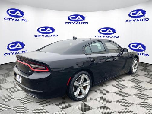 2018 Dodge Charger SXT Plus