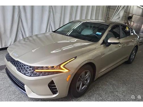 2022 Kia K5 LXS