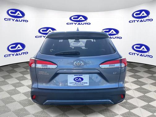 2022 Toyota Corolla Cross LE