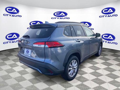 2022 Toyota Corolla Cross LE