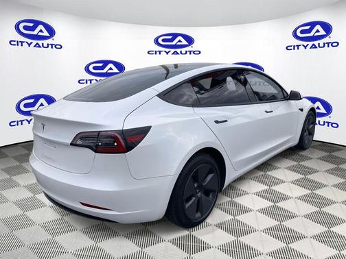 2023 Tesla Model 3 Standard Range